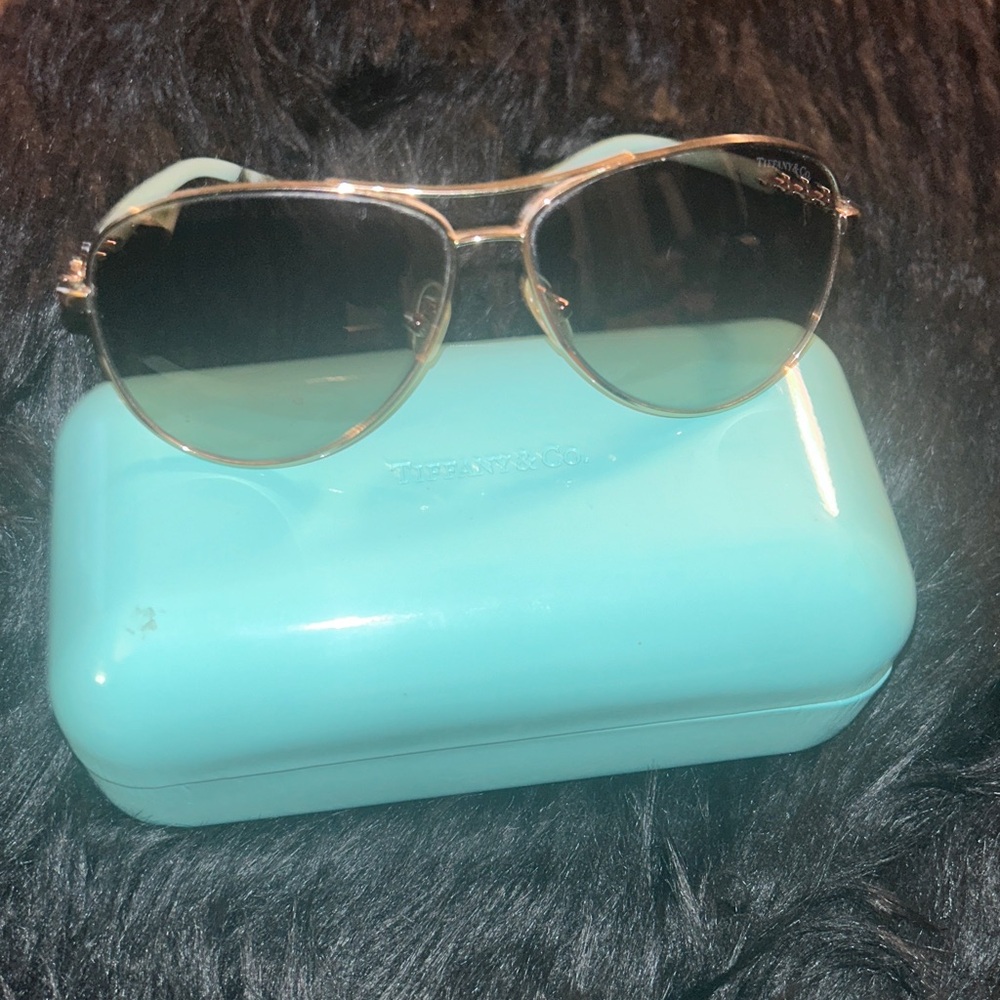 Classic Tiffany & Co. Aviator Sunglasses #TF3409-B Case/Pouch/Cloth Bundle